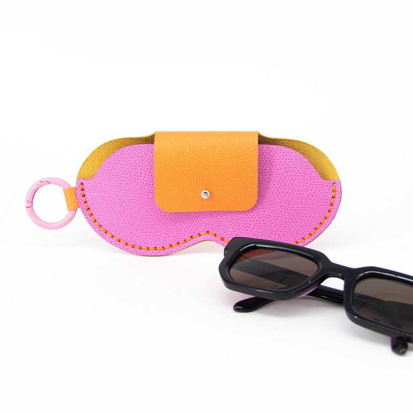 L'étui à lunettes en cuir 3