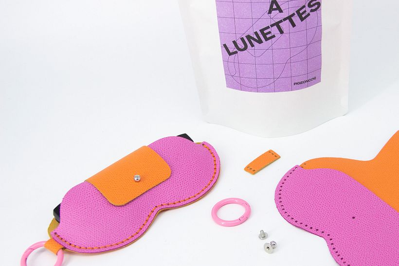 L'étui à lunettes en cuir 7