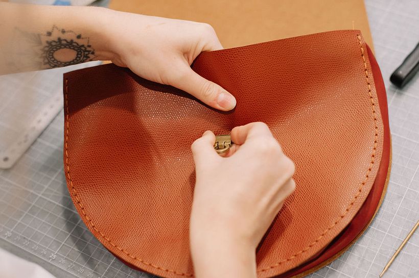 Le sac Loulou en cuir 11