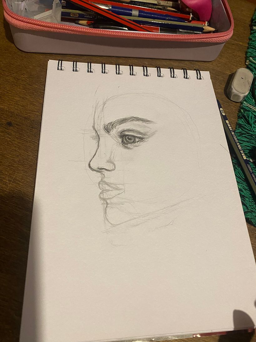 Mi proyecto del curso: Sketchbook de retrato: explora el rostro humano 4