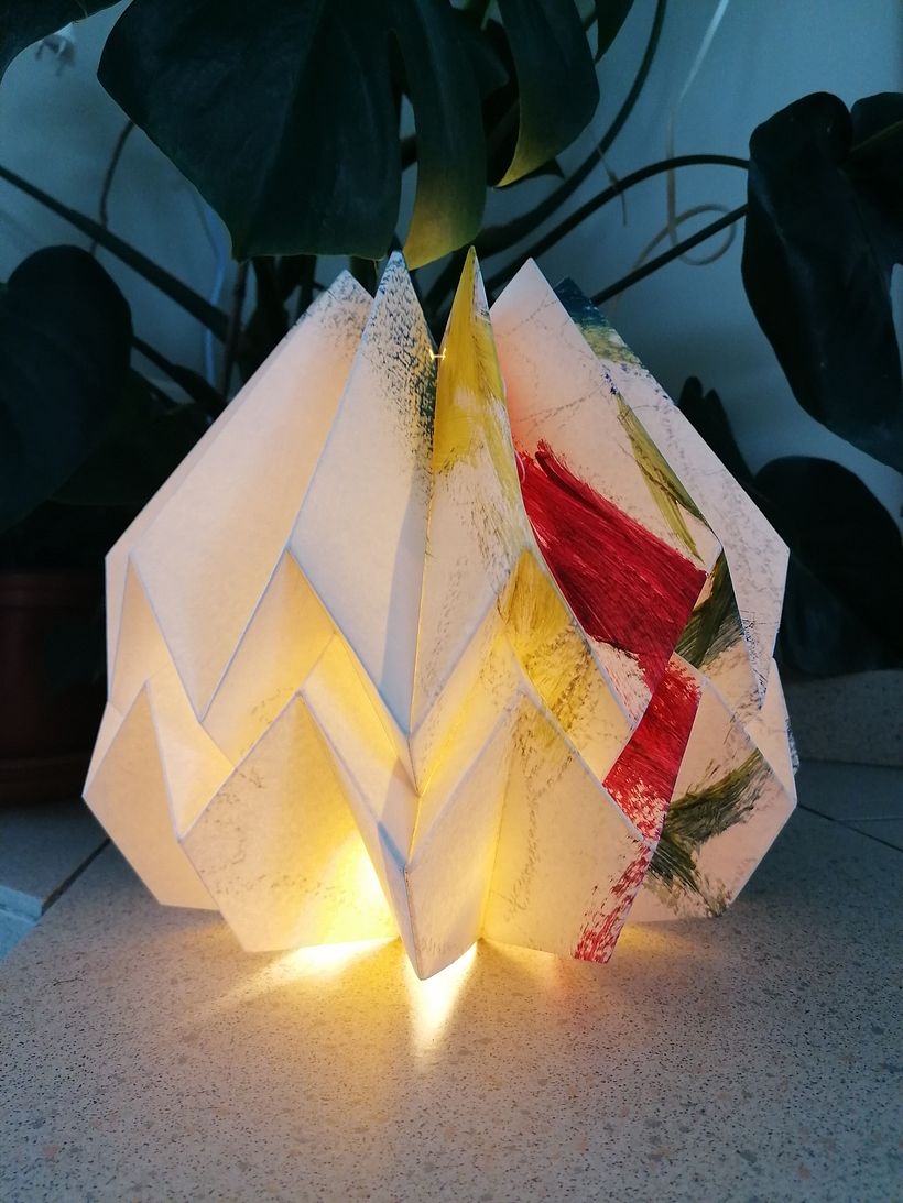 Mijn project van de cursus: Zelf papieren lampen maken 3