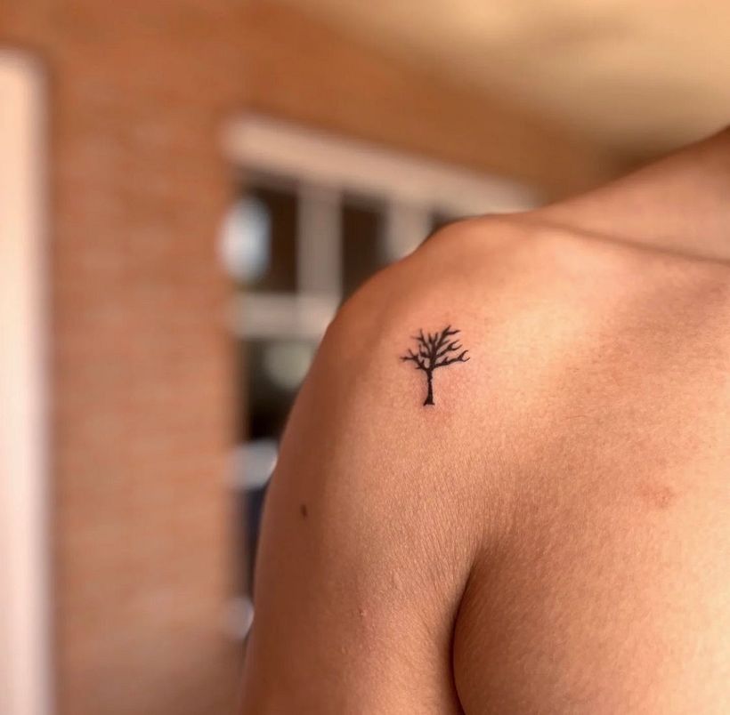 Mi proyecto del curso: Tatuaje fine line: la sutileza de la línea 12