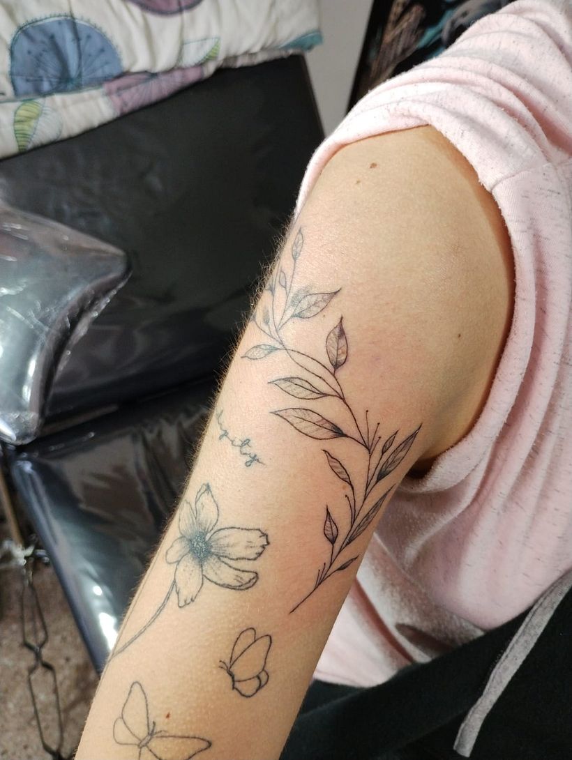 Mi proyecto del curso: Tatuaje fine line: la sutileza de la línea 3