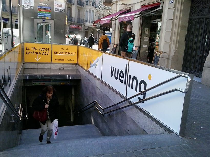 VUELING AIRLINES - direcció de l'estudi gràfic 6