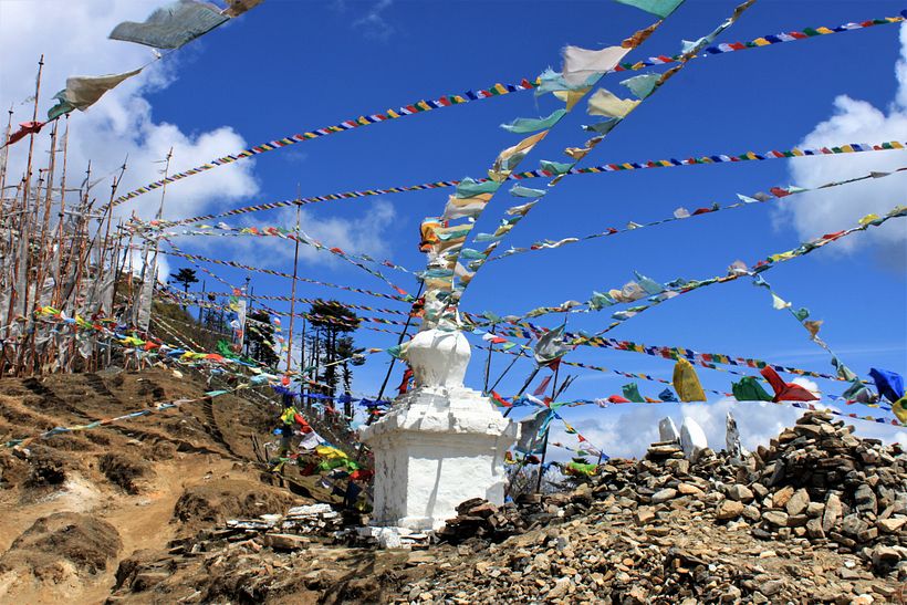 A chorten, the Bhutanese-style stupa, nearby Chele La Pass (3988m).