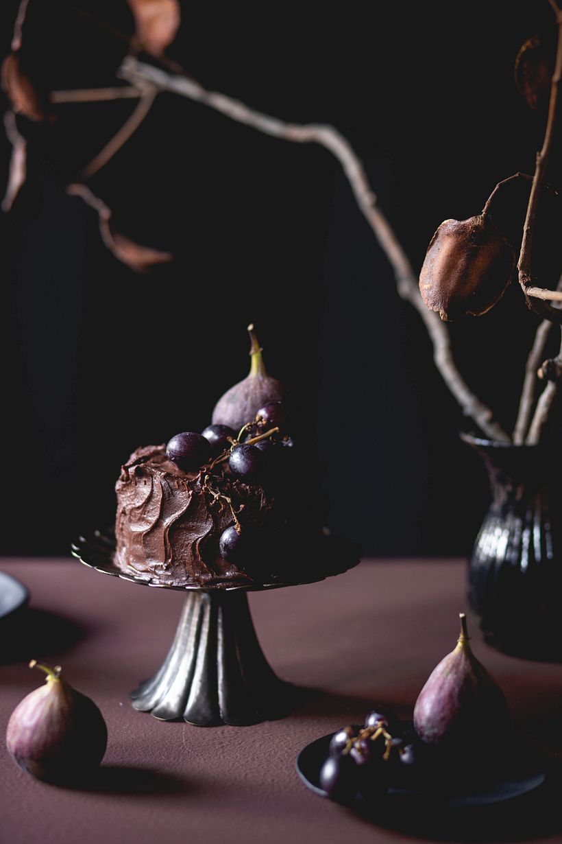 Bolinho de Chocolate com Frutas Roxas