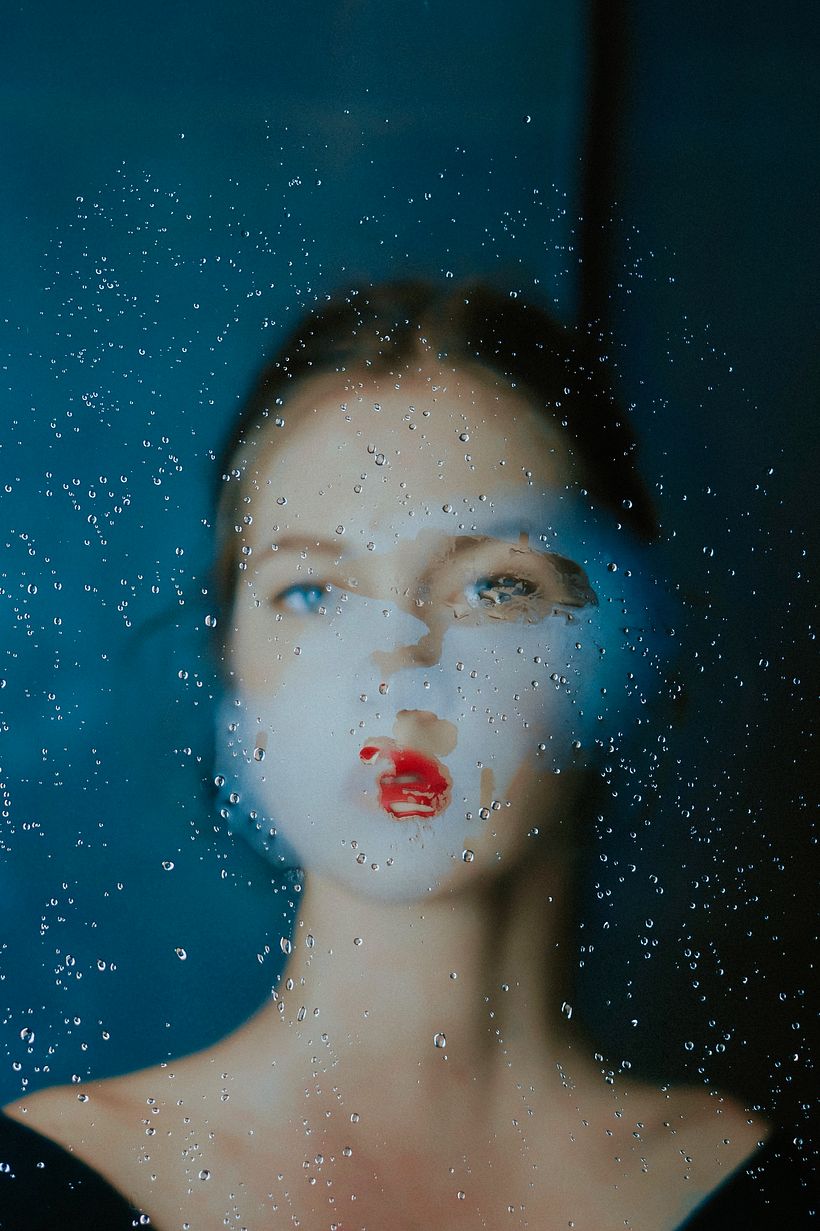 “The mask” Selfportrait by Nassia Stouraiti/nassias (2019). 