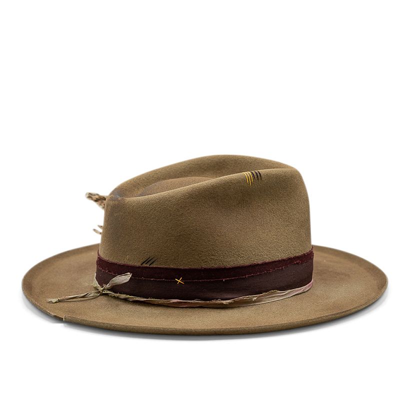 The Equilibrio Hat 4