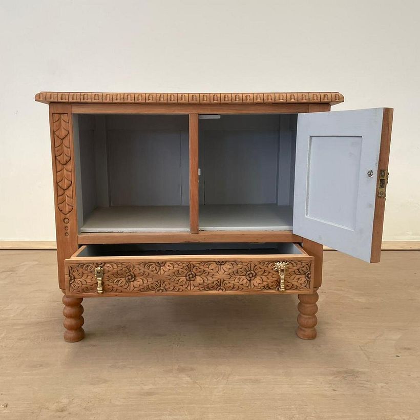 Interior pintado, exterior lavado