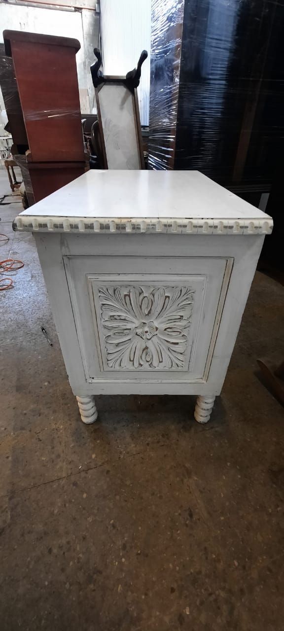 Chao blanco, Hola madera 7