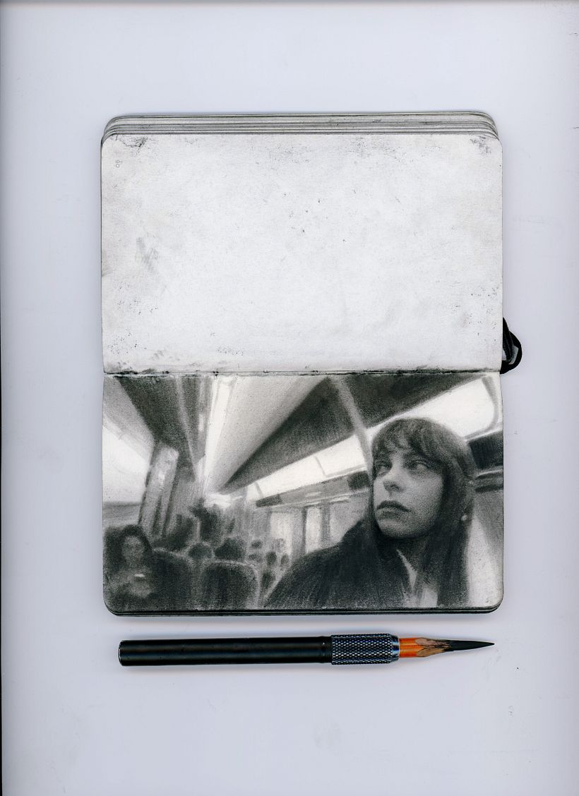 Chloé in the metro 1