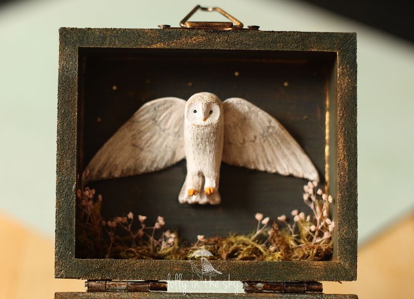 Coruja em Polymer Clay. Para ver um vídeo da caixinha de música, acesse meu instagram: https://www.instagram.com/reel/CjjP0_5