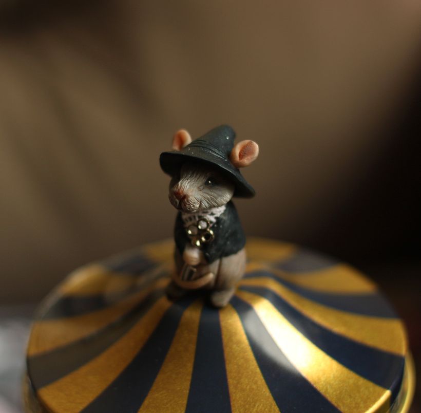 Rato Bruxinho - escultura em polymer clay (5 cm) 2