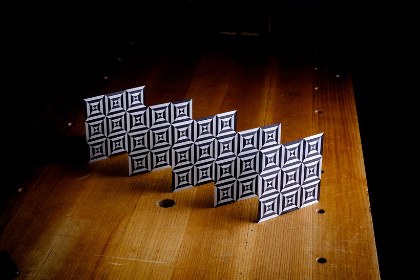 Hypnotic Cube 5