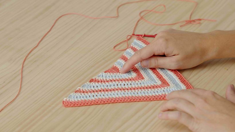 Teje una bandada de Crochet diseñada por Susimiu paso a paso