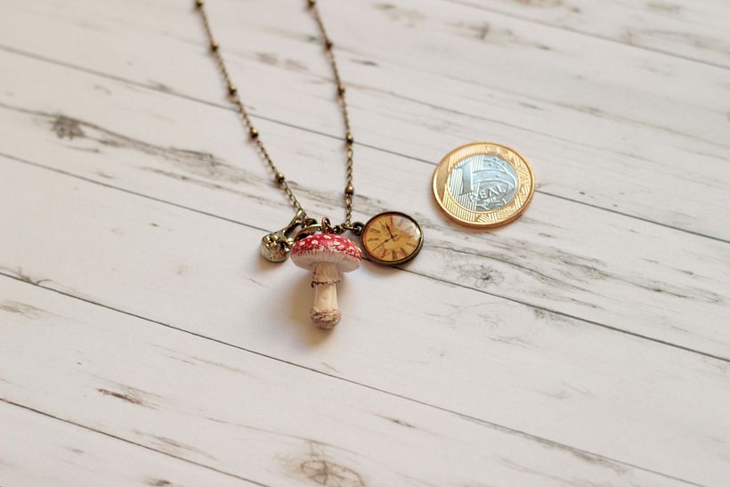 Colar com Pingente de Cogumelo em Polymer Clay