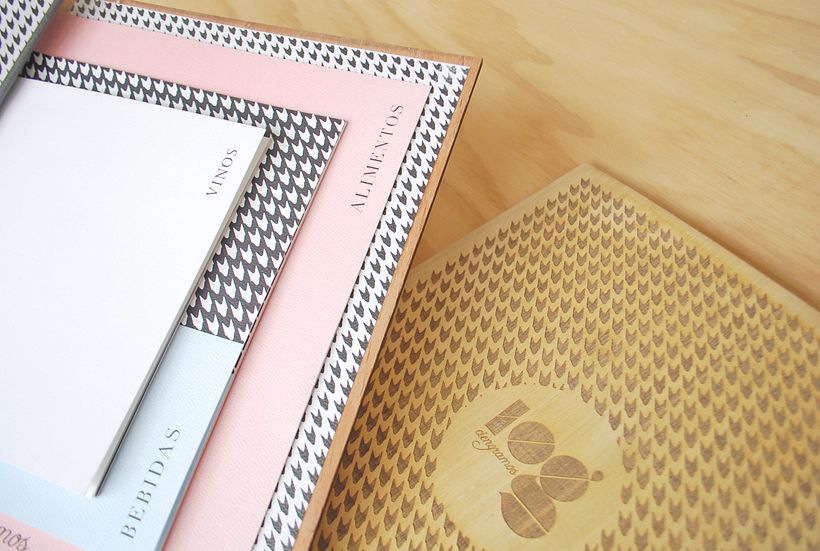 Contratapa de madera con grabado láser