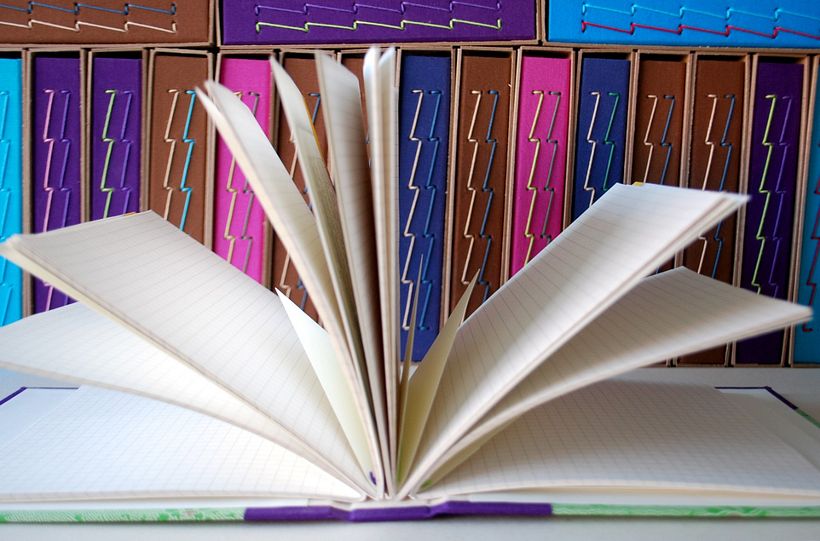 Fiscalía de la Nación. Encuadernación. 2