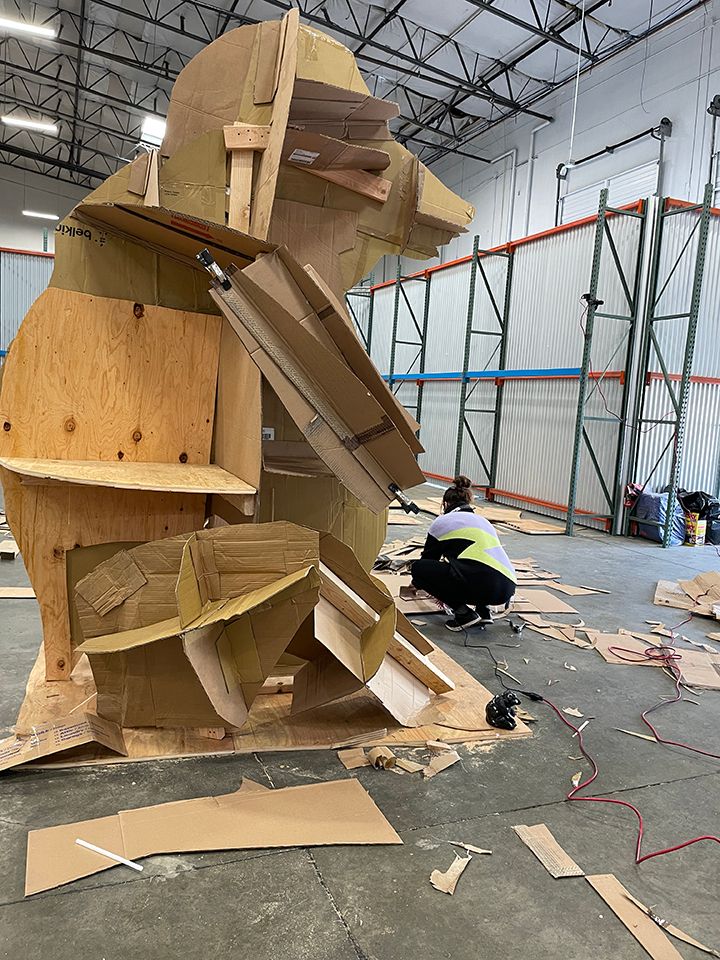 Structure inside the sculpture