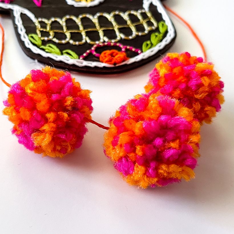 Calavera : Day of the Dead wood & paper embroidery 13