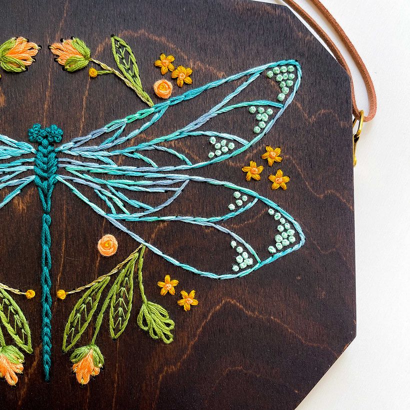 Kit de broderie en bois Libellule 3