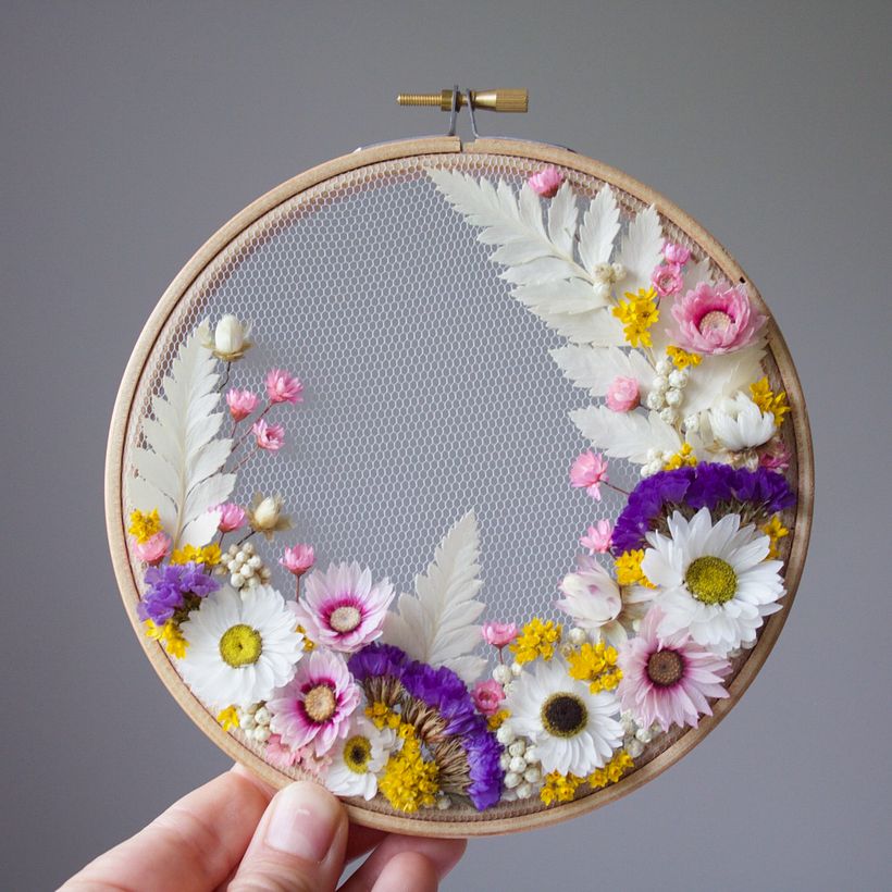 Make your own dried flower embroidery art