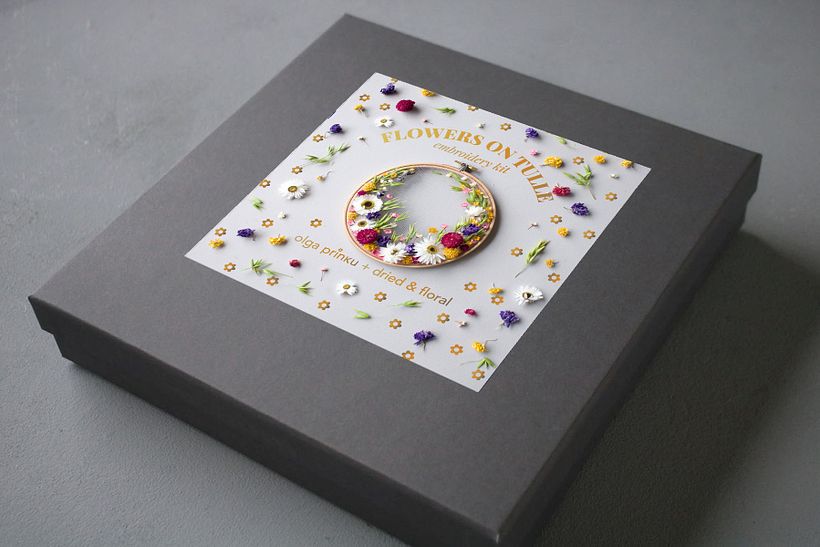 Make your own dried flower embroidery art