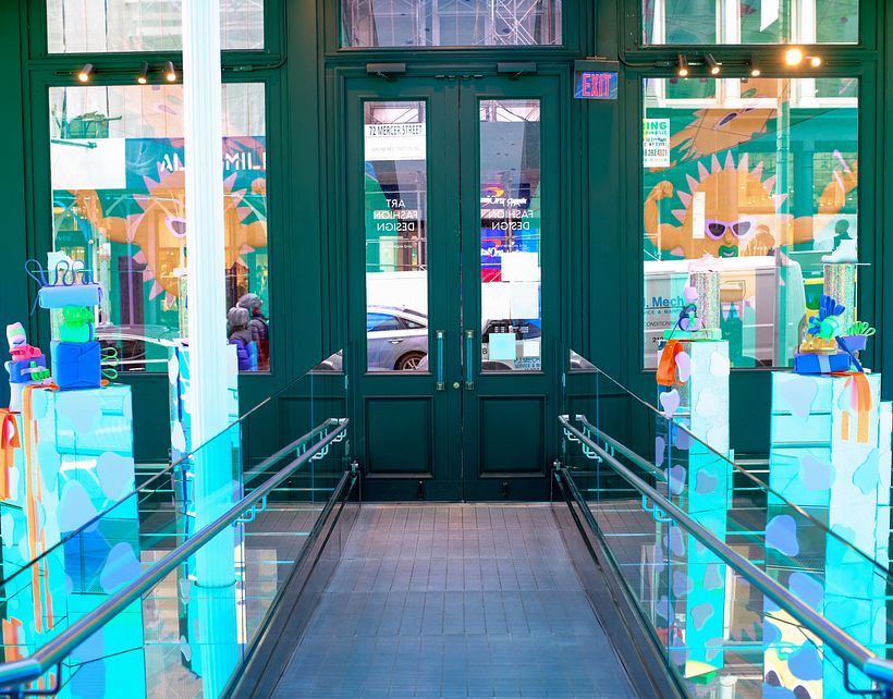 Steph Ramplin for Melissa: Animation + In-Store Installation 14