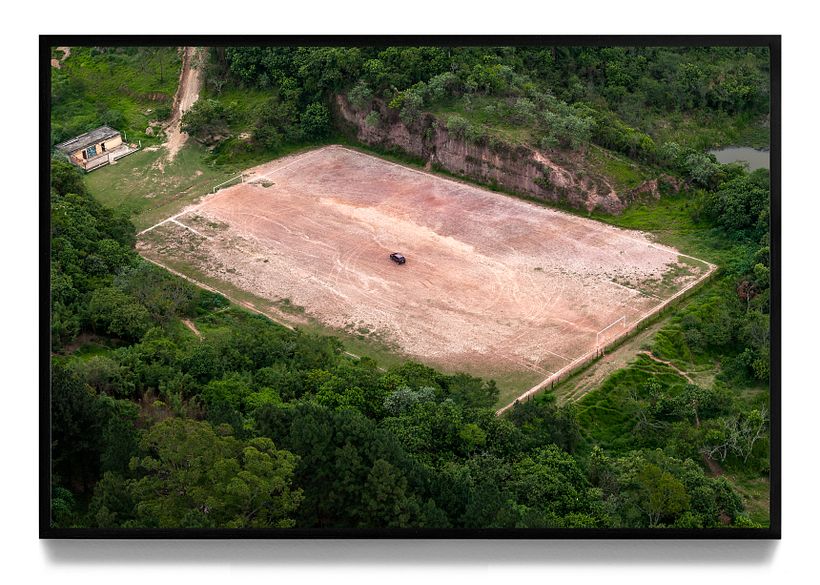 pelada#197 | 2011 - 39 3/8 x 59 1/16” - 100 x 150 cm