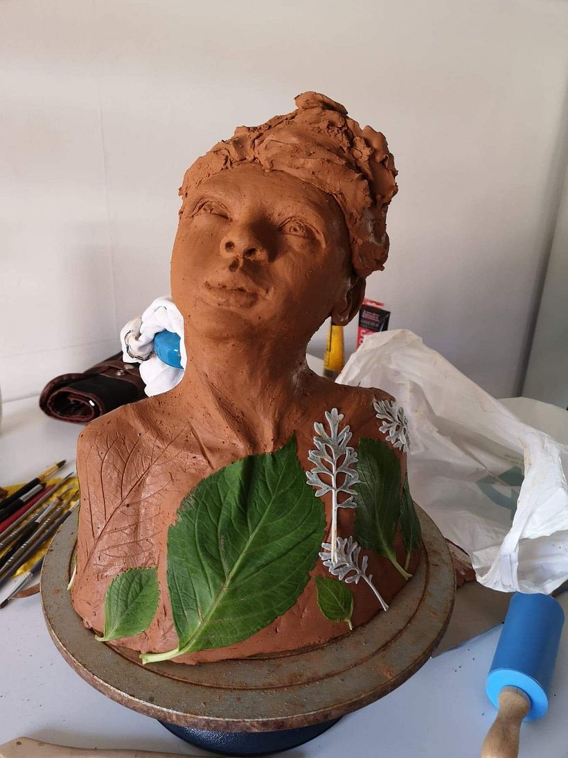 Meu projeto do curso: Introdução à escultura figurativa com argila 9