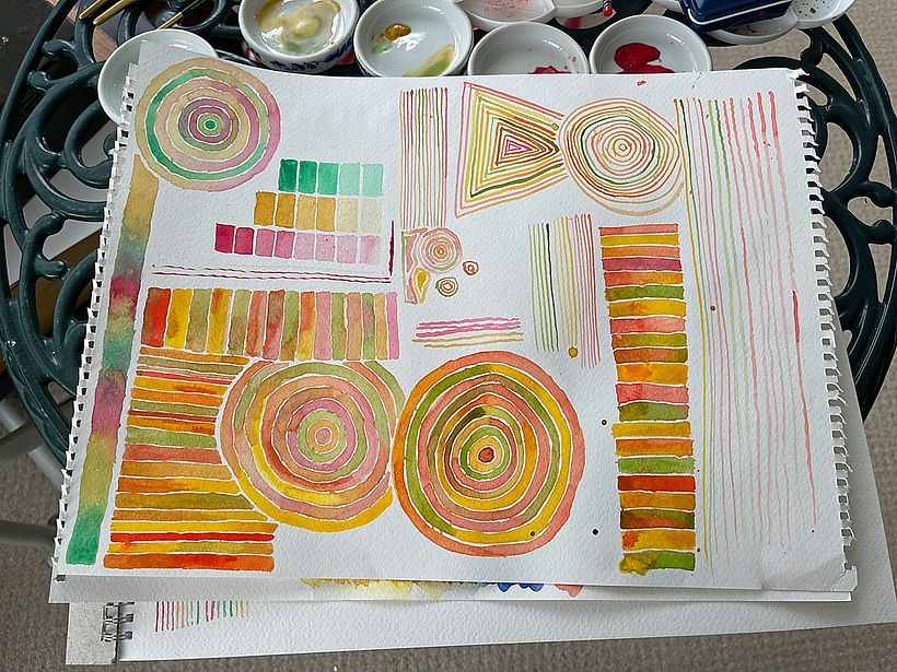 Transparencies, gradients, pressure and precision exercises.
