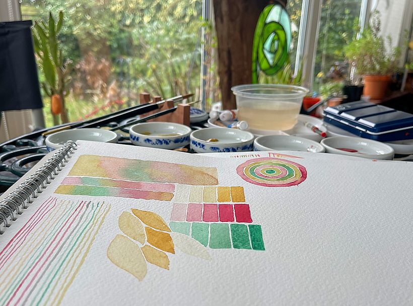 Transparencies, gradients, pressure and precision exercises.