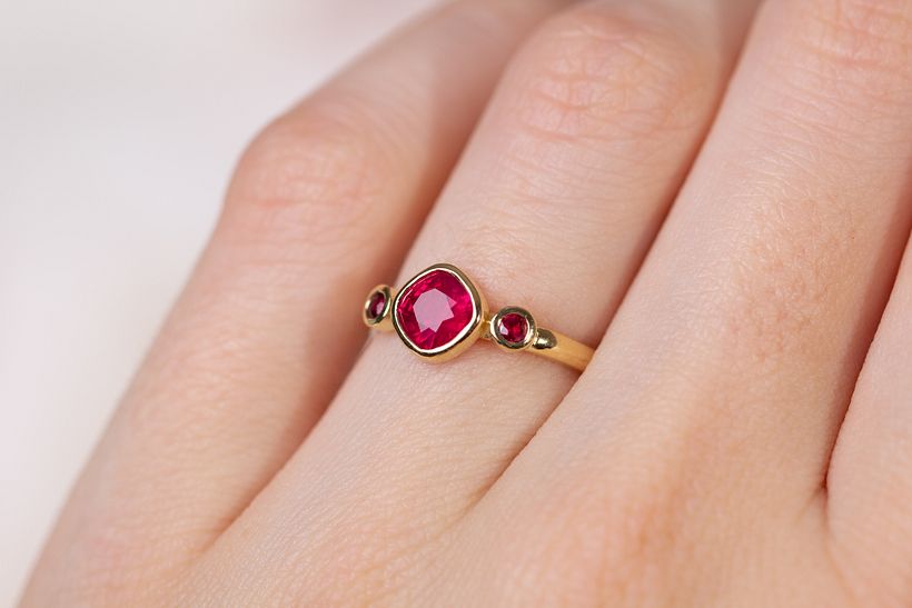 Anillo Rubí 2