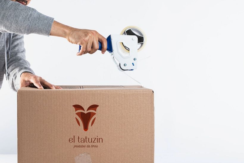 Meu projeto do curso: Design de logos: síntese gráfica e minimalismo 9