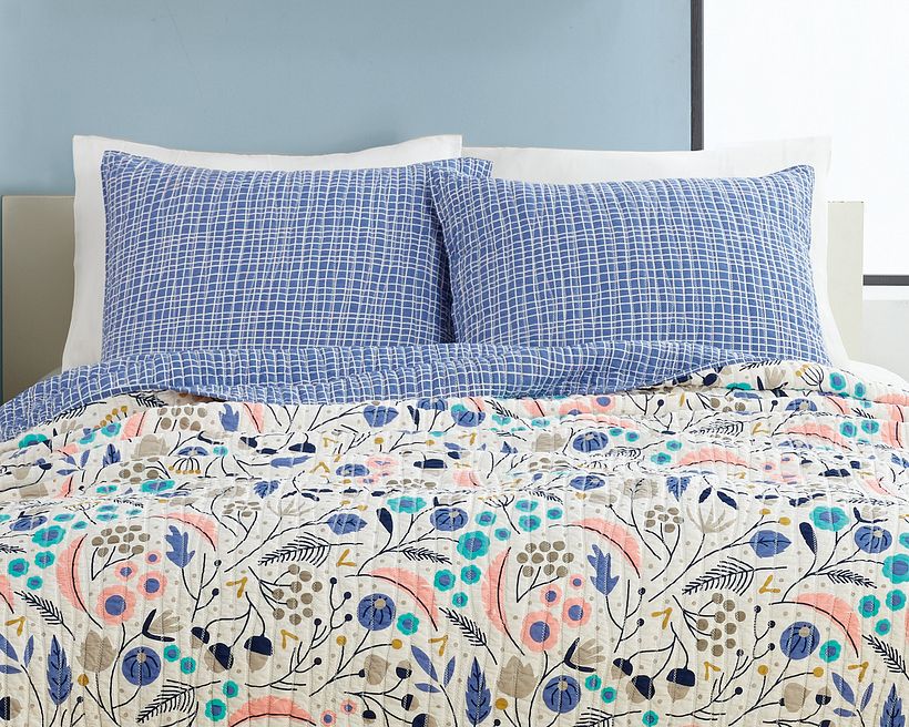 My Wildwood Quilt with matching pillow shams