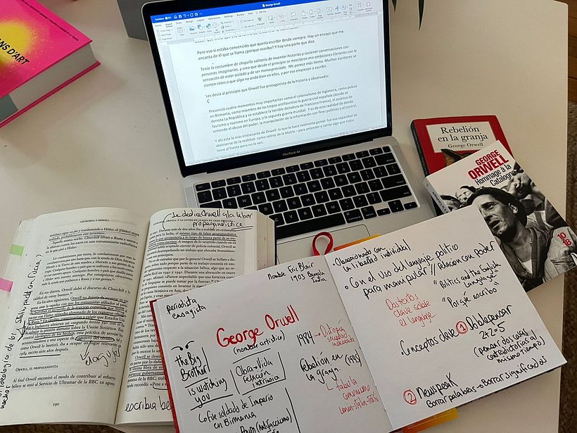 Creación de la escritura del episodio de George Orwell en mi podcast Biblioteca Personal 4