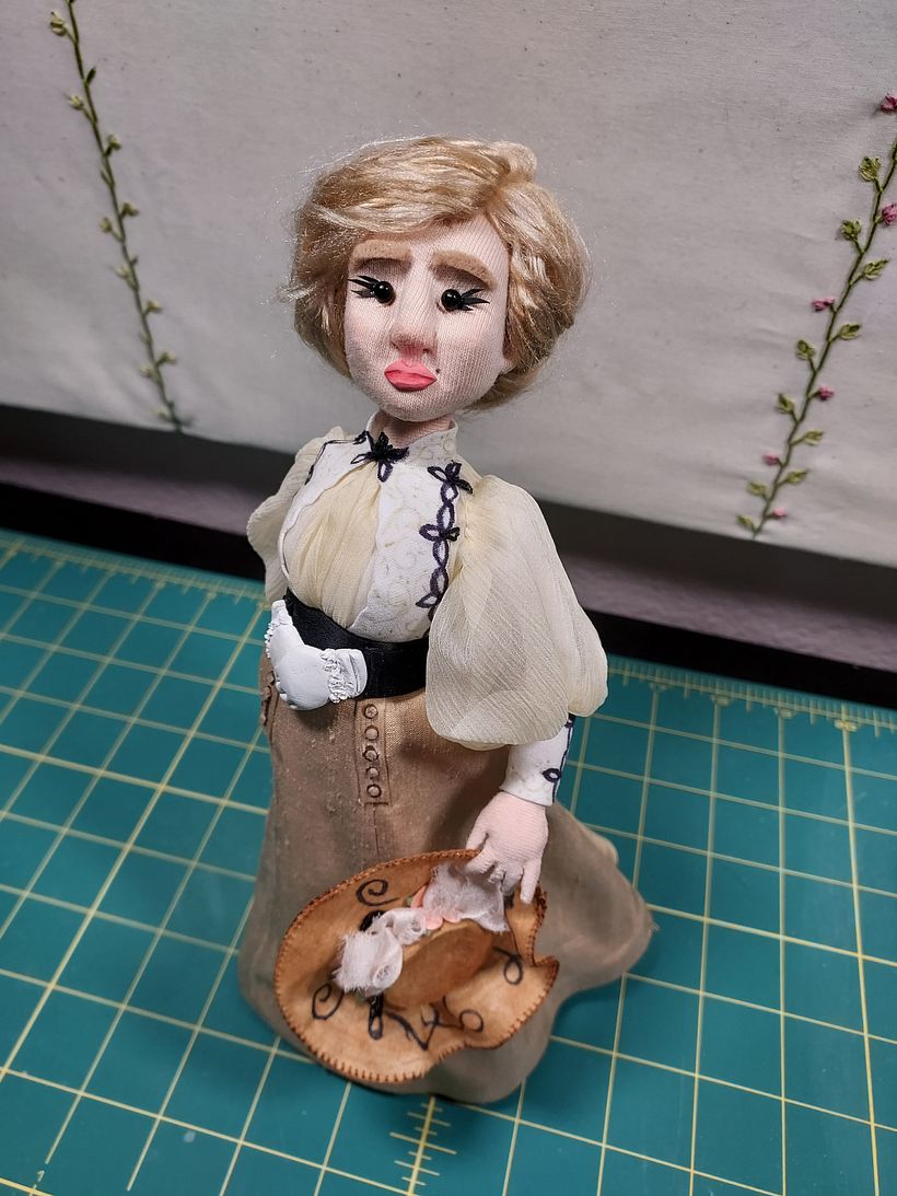 Edith Cushing (Crimson Peak) in final puppet form.