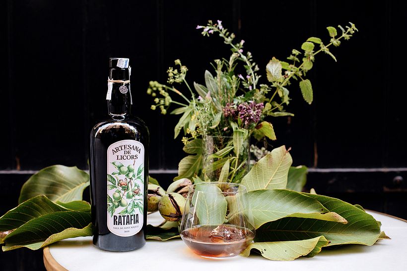 Watercolor Walnut and Fir for Liquor Labels 6