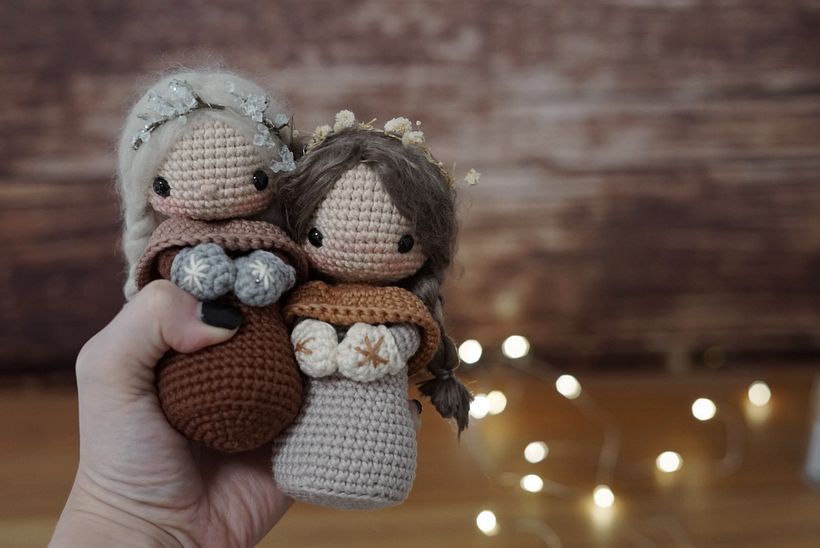 Crochet charming dolls filled with character.