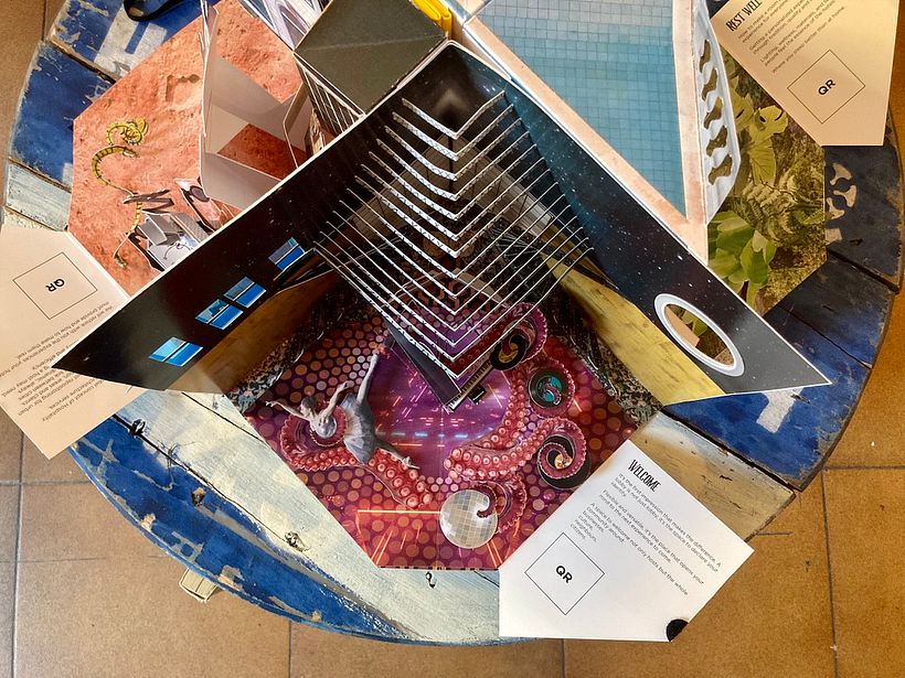 OPEN ME!- Libro casa / pop up 13