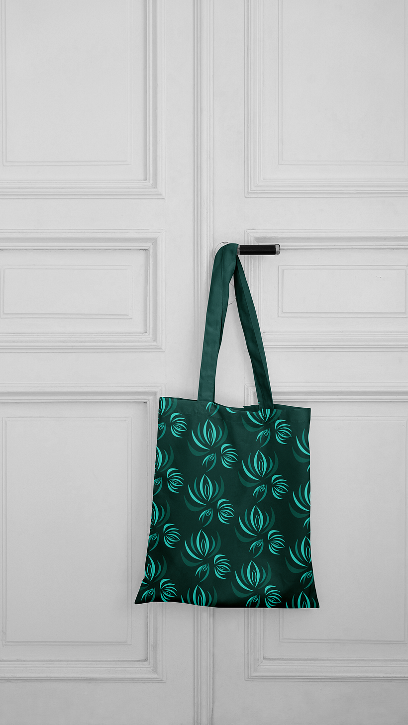 estampa crisantemo  2 _ aplicado en tote bag