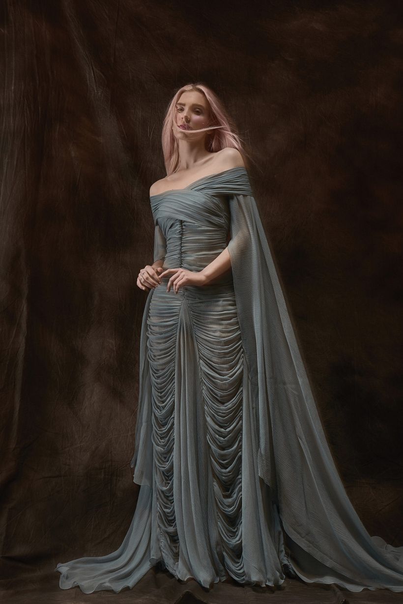 Vestido drapeado de bambula de seda
