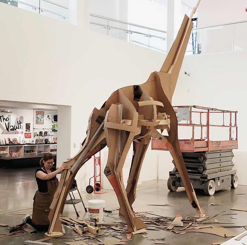 The Giraffe - Artesanía