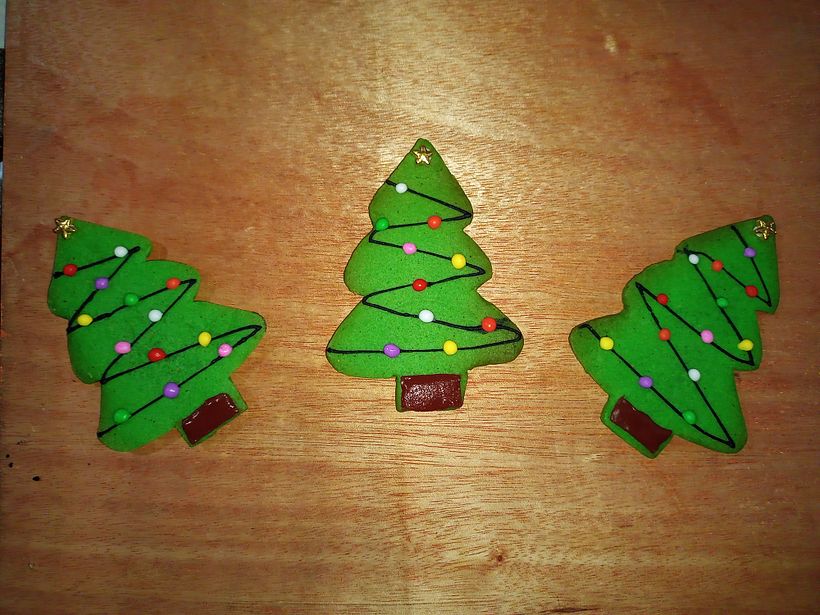 Mis primeras galletas decoradas estoy muy emocionada 4