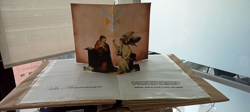 Mi proyecto del curso: Técnicas avanzadas para la creación de libros pop-up 4
