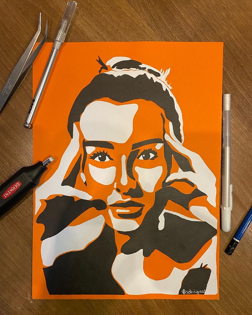 Autorretrato (27/05/22) - colagem em papel cartão 