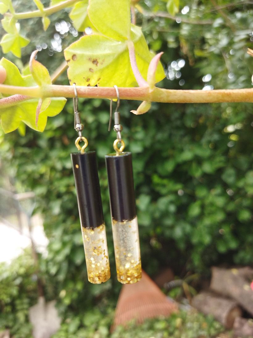 Mi proyecto del curso: Diseño de joyería en resina 5