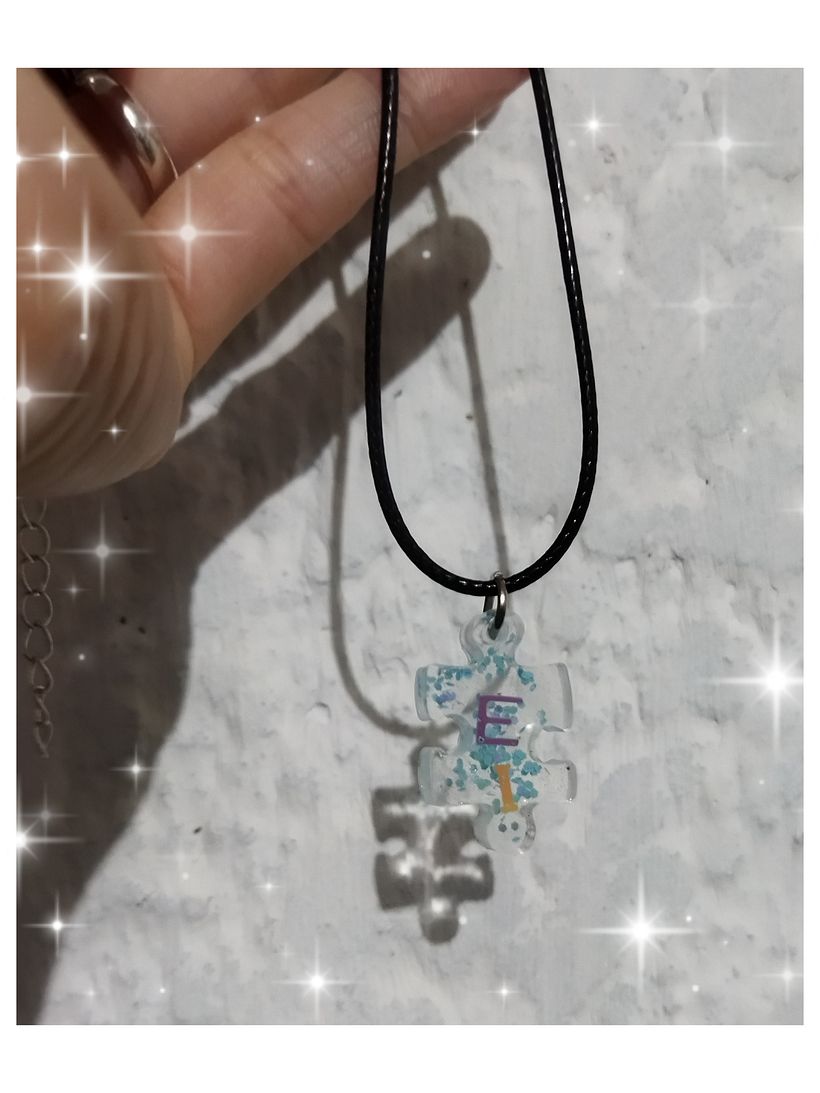 Mi proyecto del curso: Diseño de joyería en resina 7