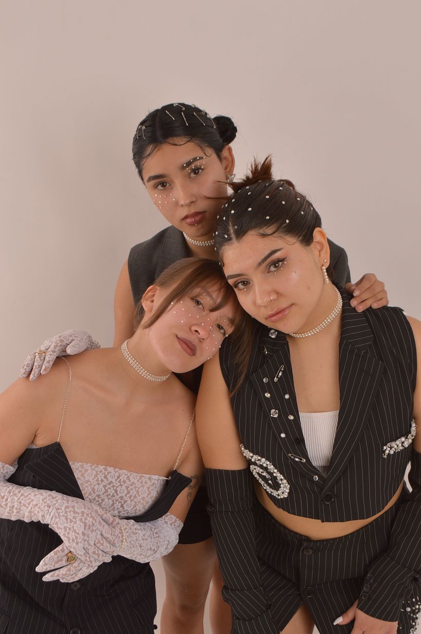 Mi proyecto del curso: Introducción al estilismo de moda Fancy Women 3
