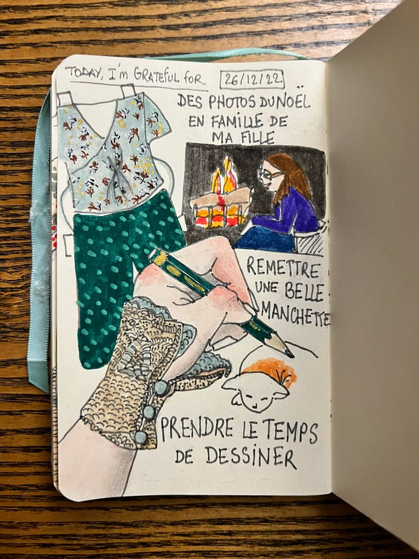 My daughter sent me photos of their family festivites and it was lovely ! I wore my arty lace armlet to draw